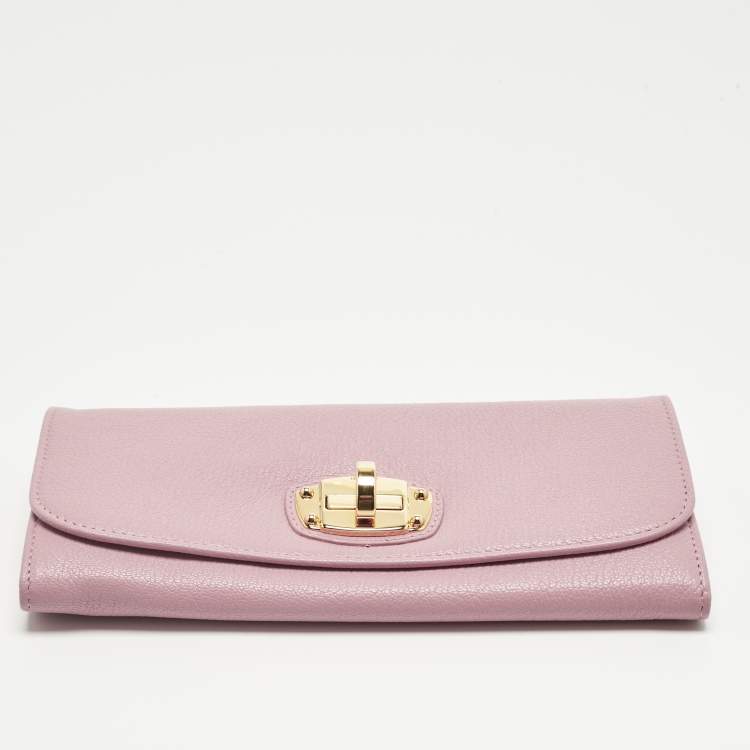 Pre Owned Miu Miu Pink Leather Twist Lock Flap Continental Wallet