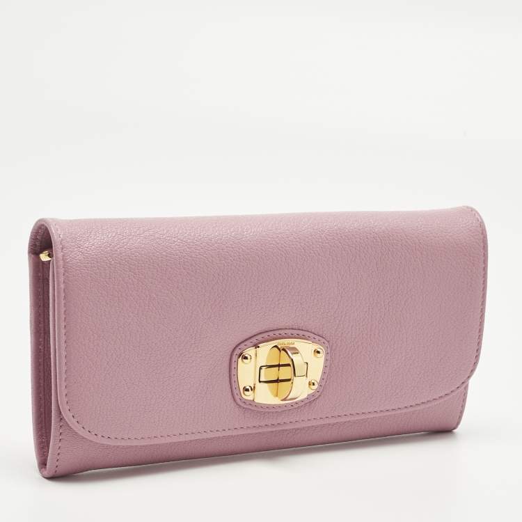 Pre Owned Miu Miu Pink Leather Twist Lock Flap Continental Wallet