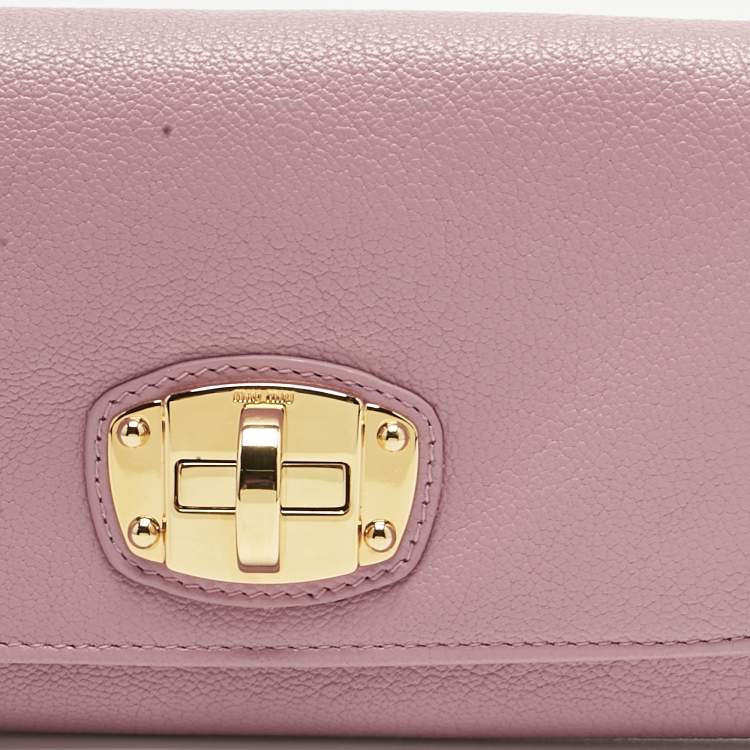 Pre Owned Miu Miu Pink Leather Twist Lock Flap Continental Wallet