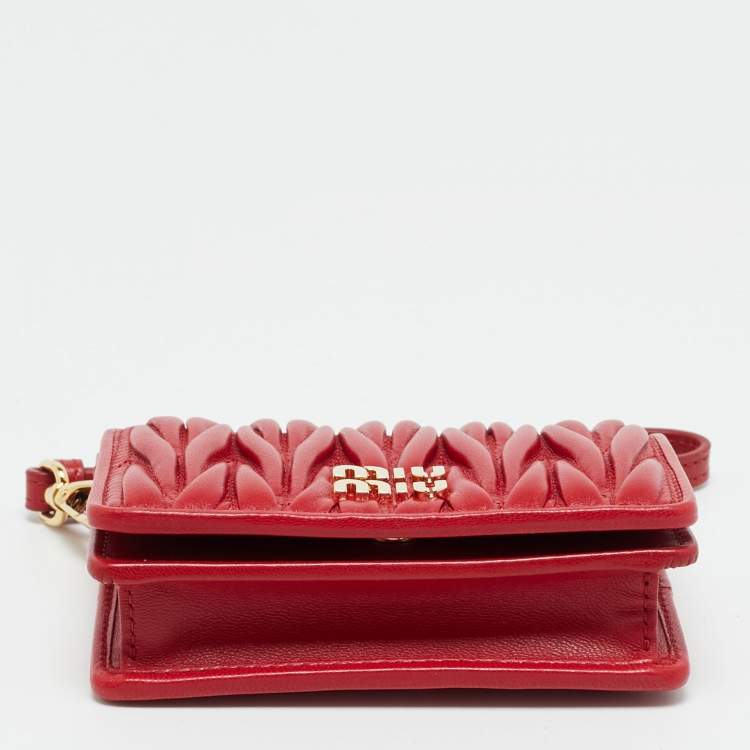 Pre Owned Miu Miu Red Matelassé Leather Wristlet Compact Wallet