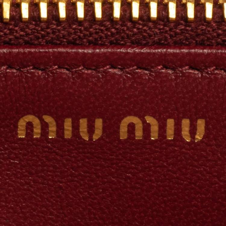 Pre Owned Miu Miu Red Matelasse Leather Phone Bag