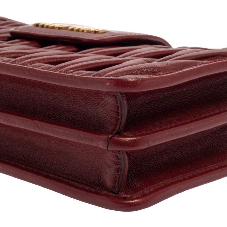 Pre Owned Miu Miu Red Matelasse Leather Phone Bag