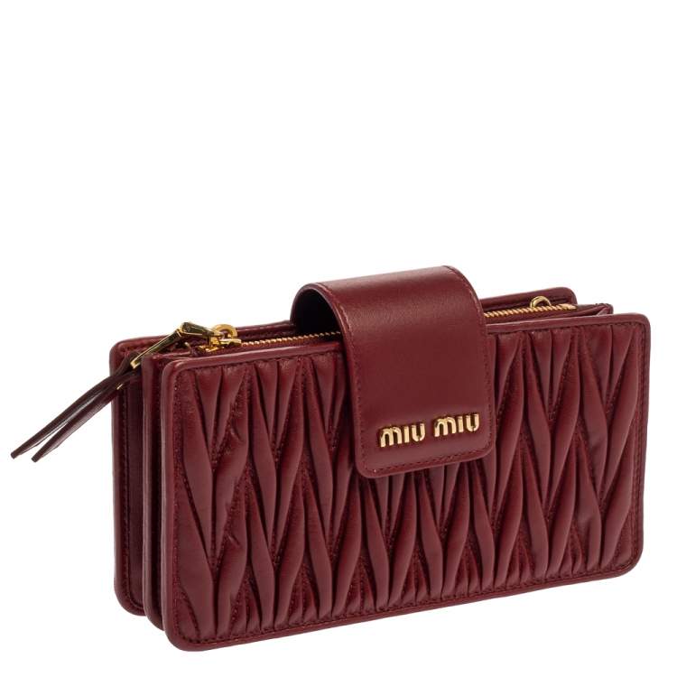 Pre Owned Miu Miu Red Matelasse Leather Phone Bag
