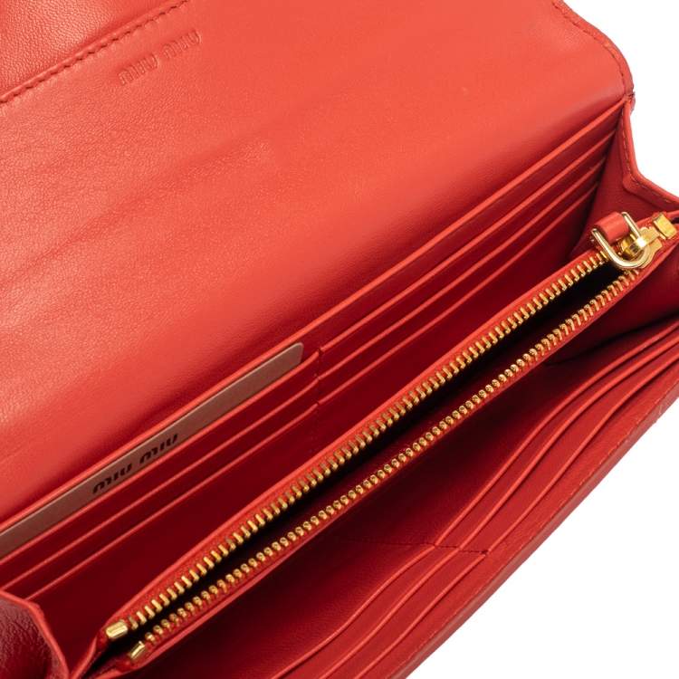 Pre Owned Miu Miu Coral Orange Vernice Leather Bow Flap Continental Wallet
