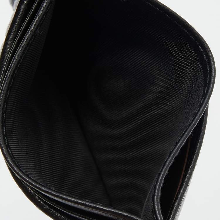Pre Owned Miu Miu Black Matelassé Leather Card Holder