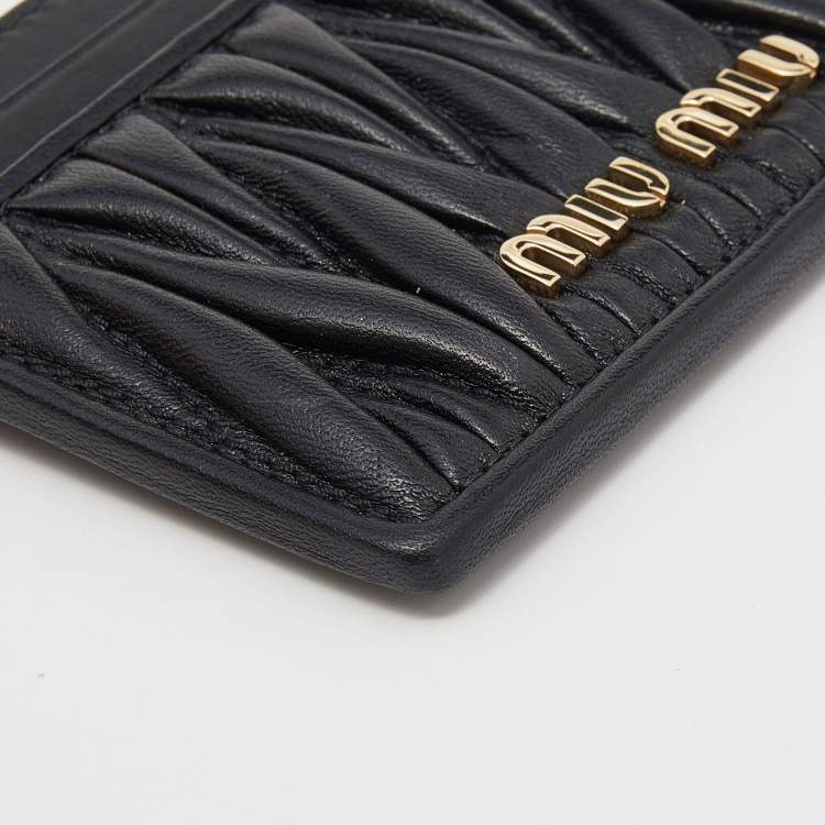 Pre Owned Miu Miu Black Matelassé Leather Card Holder