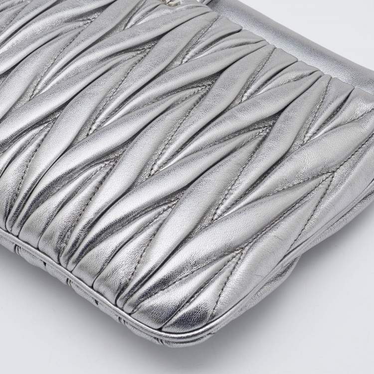 Pre Owned Miu Miu Silver Matelassé Leather Frame Crossbody Bag
