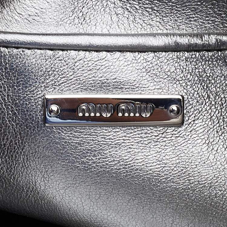 Pre Owned Miu Miu Silver Matelassé Leather Frame Crossbody Bag