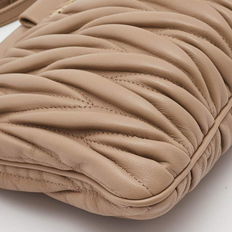 مملوكة مسبقًا Miu Miu Beige Matelassé Leather Shoulder Bag