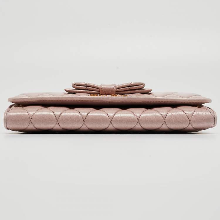 Pre Owned Miu Miu Light Pink Quilted  Leather Continental Flap Wallet