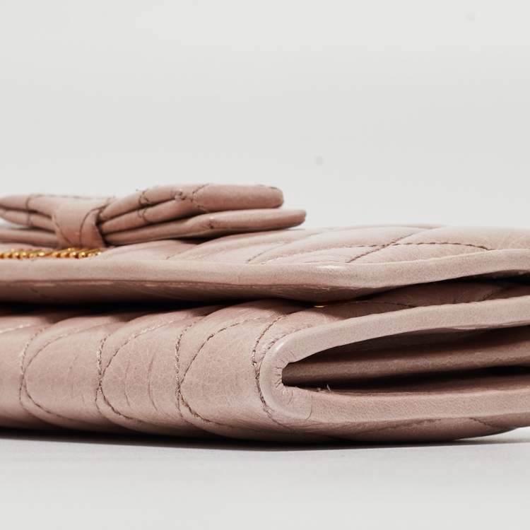 Pre Owned Miu Miu Light Pink Quilted  Leather Continental Flap Wallet