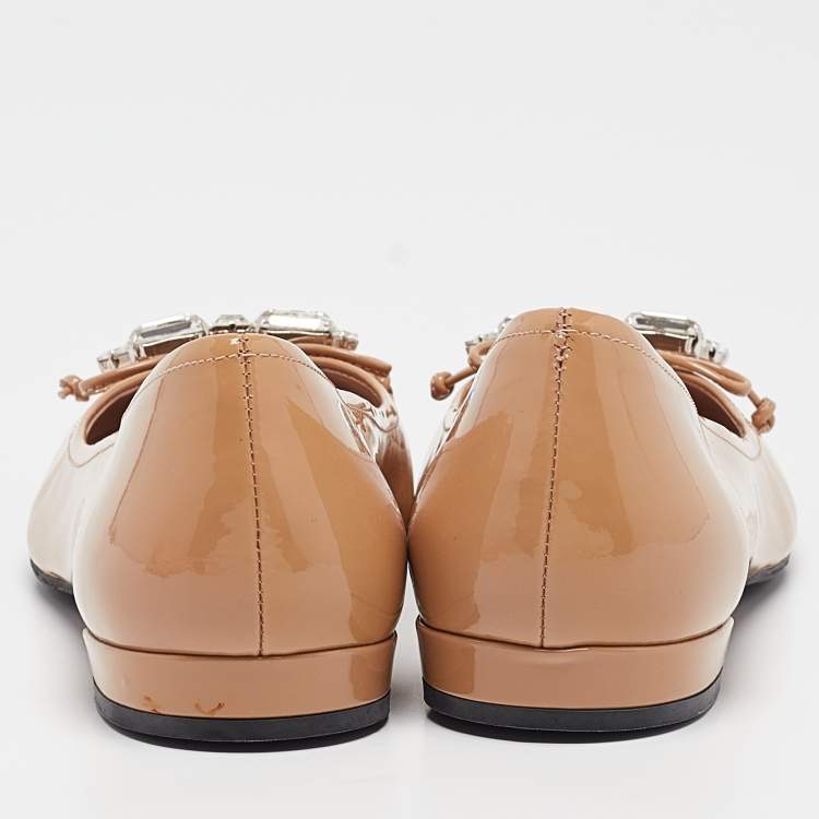 Pre Owned Miu Miu Beige Patent Leather Crystal Embellished Ballet Flats Size 36
