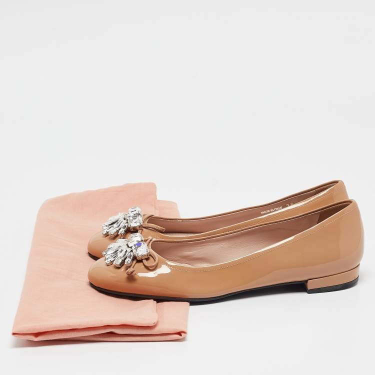 Pre Owned Miu Miu Beige Patent Leather Crystal Embellished Ballet Flats Size 36