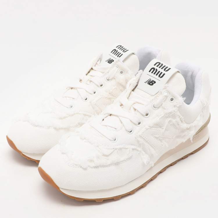 Pre Owned Miu Miu x New Balance White Canvas 574 Athletic Low Top Sneakers Size 41