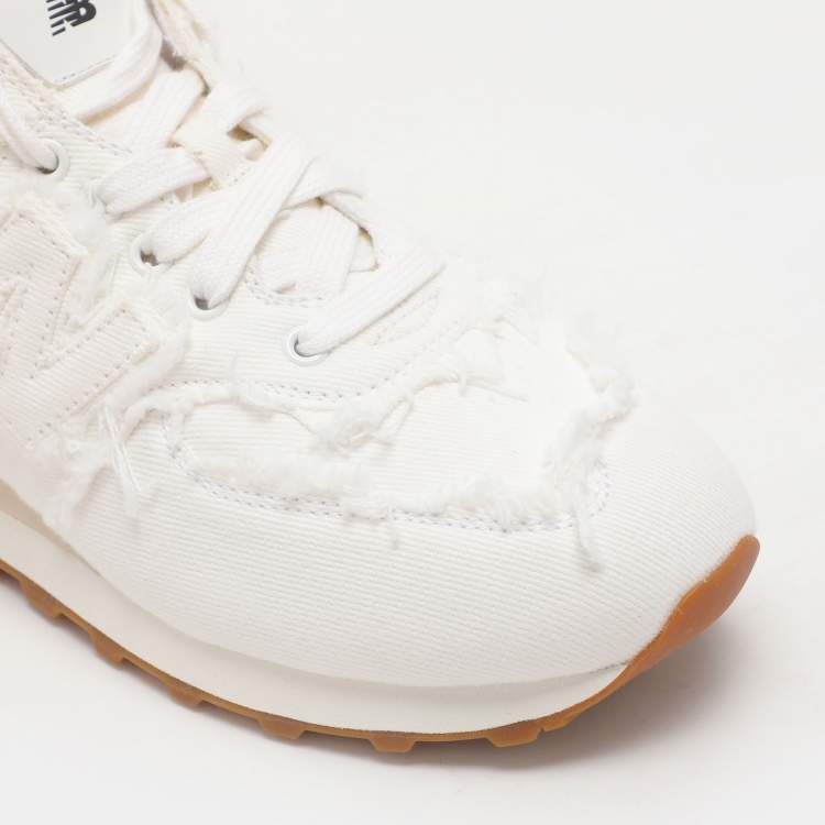 Pre Owned Miu Miu x New Balance White Canvas 574 Athletic Low Top Sneakers Size 41