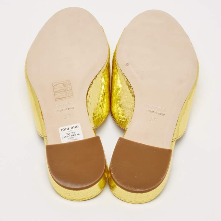 Pre Owned Miu Miu Gold Snakeskin Embossed Leather Bow Flat Sandals Size 36