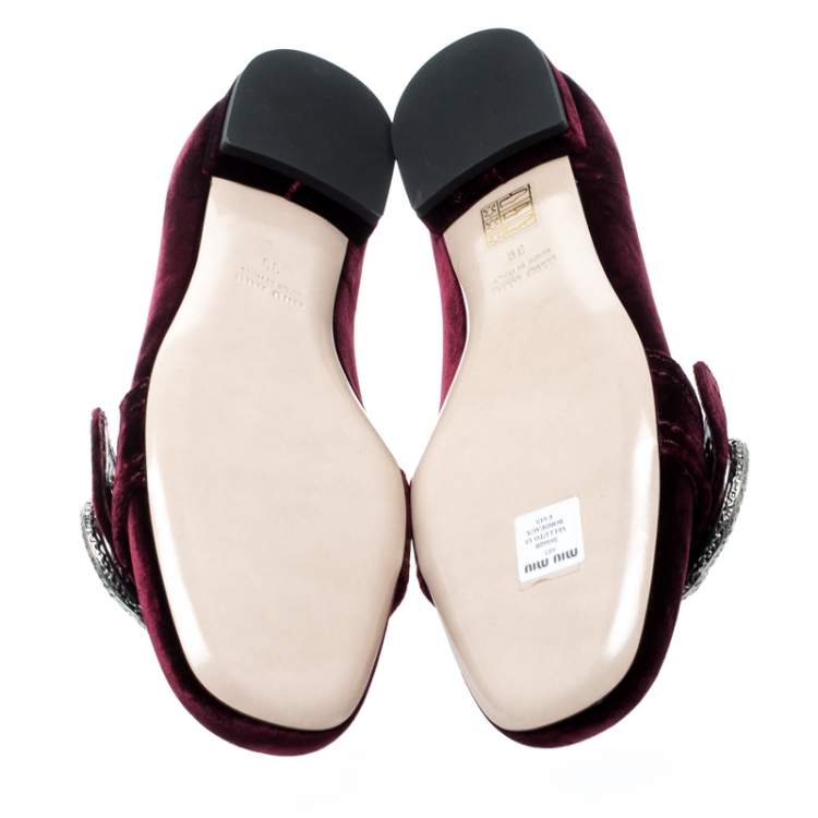 Pre Owned Miu Miu Burgundy Faux Pearl Velvet Flats Size 39