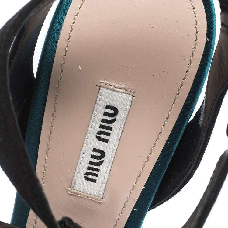 مملوكة مسبقًا Miu Miu Multicolor Satin, Suede and Ruffled Patent Leather Platform Ankle Strap Sandals Size 41