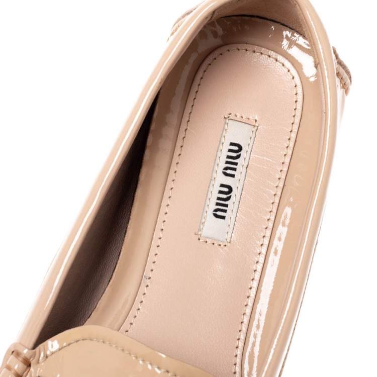 Pre Owned Miu Miu Beige Patent Leather Crystal Embellished Loafers Size 39