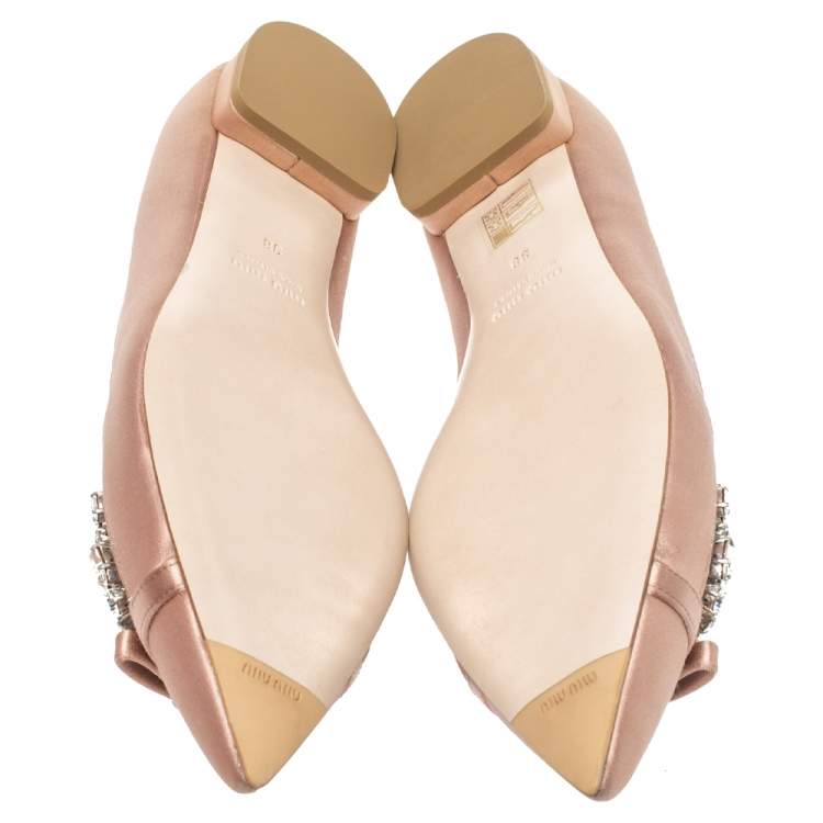 Pre Owned Miu Miu Beige Satin Crystal Embellished Bow Ballet Flats Size 38