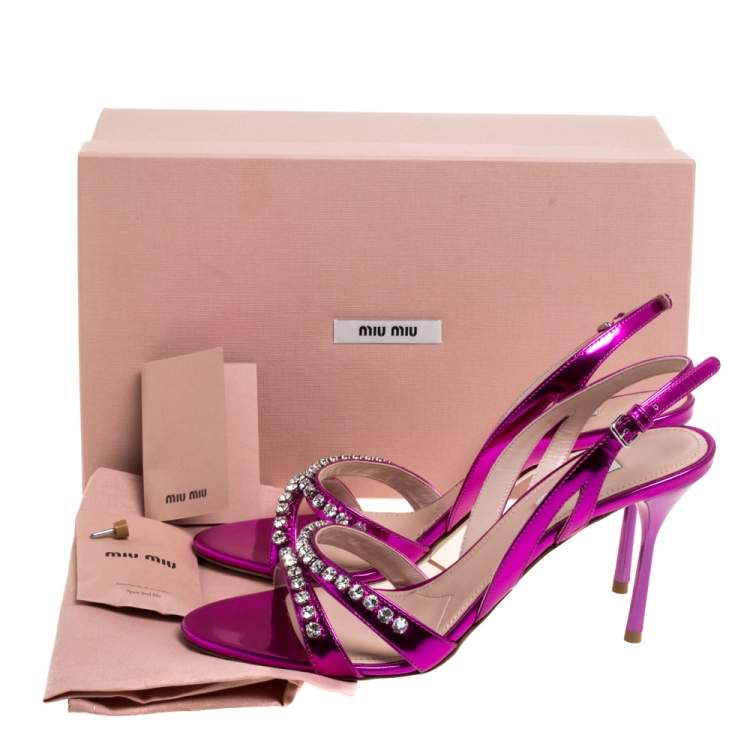مملوكة مسبقًا Miu Miu Purple Leather Crystal Embellished Slingback Sandals Size 40