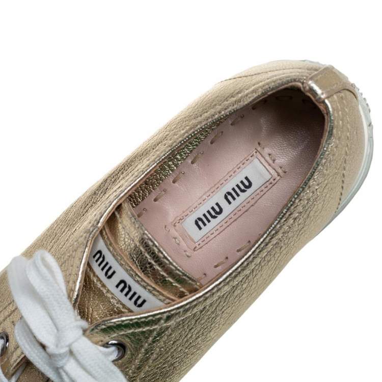 Pre Owned Miu Miu Metallic Gold Leather Crystal Embellished Low Top Sneakers Size 38.5