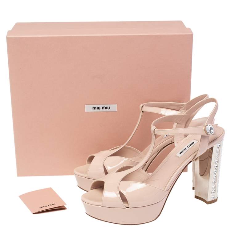 Pre Owned Miu Miu Beige Patent Leather T Strap Crystal Embellished Heel Platform Sandals Size 40