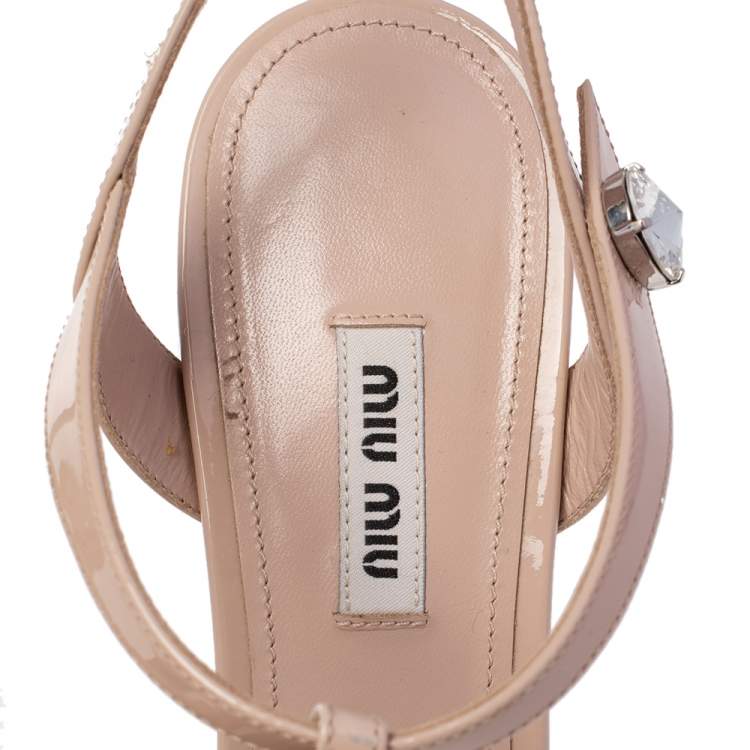 Pre Owned Miu Miu Beige Patent Leather T Strap Crystal Embellished Heel Platform Sandals Size 40