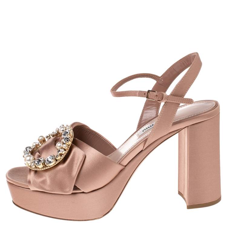 مملوكة مسبقًا Miu Miu Beige Satin Embellished Platform Heel Sandals Size 38