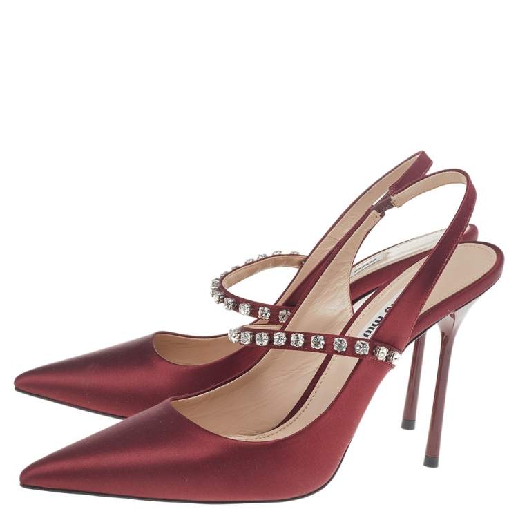 مملوكة مسبقًا Miu Miu Burgundy Satin Crystal Embellished Mary Jane Slingback Sandals Size 39