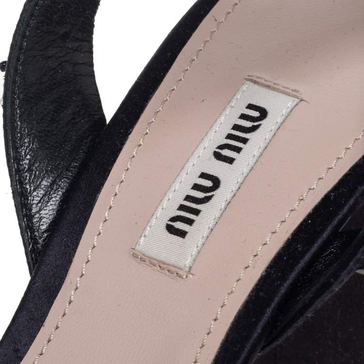 مملوكة مسبقًا Miu Miu Dark Blue Satin Embellished Platform Ankle Strap Sandals Size 39.5