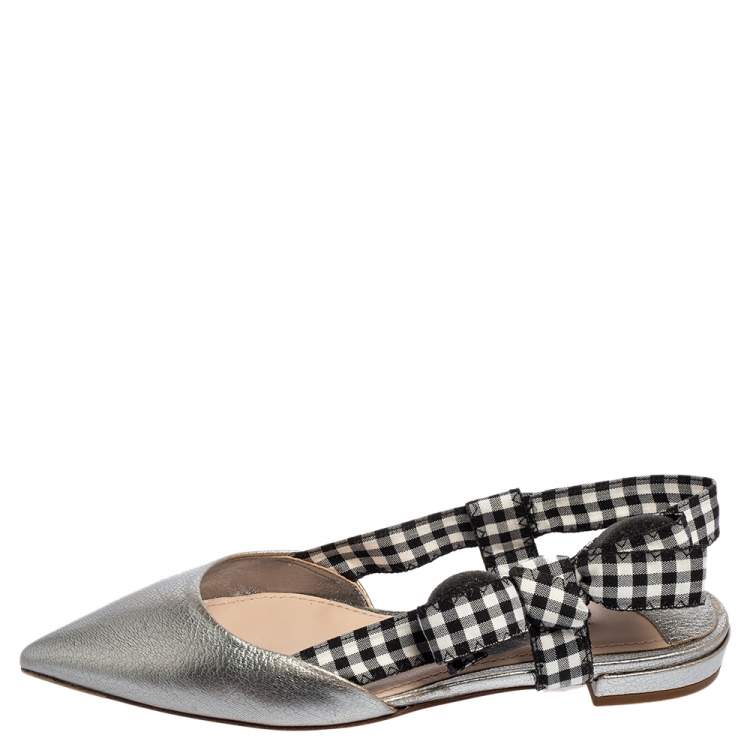 مملوكة مسبقًا Miu Miu Silver Leather And Gingham Fabric Slingback Flat Pumps Size 35