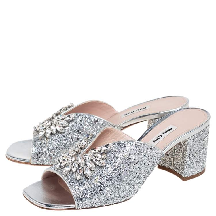 مملوكة مسبقًا Miu Miu Coarse Glitter Crystal Embellished Mules Sandals Size 38.5