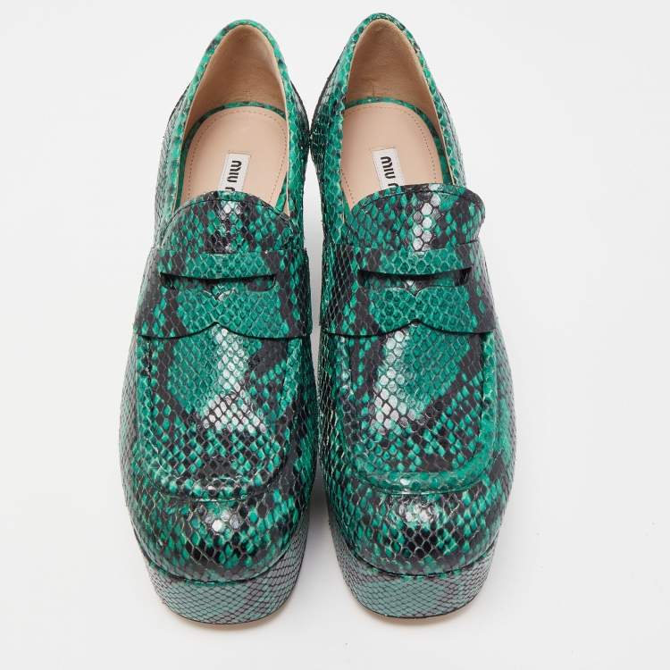 Pre Owned Miu Miu Green Python Leather Embossed Platform Pumps Size 39 