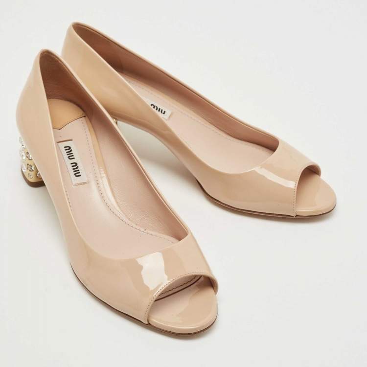 Pre Owned Miu Miu Beige Patent Leather Crystal Embellished Peep Toe Pumps Size 37