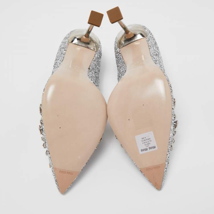 Pre Owned Miu Miu Silver Glitter Crystal Embellished Pointed Toe Pumps Size 35.5