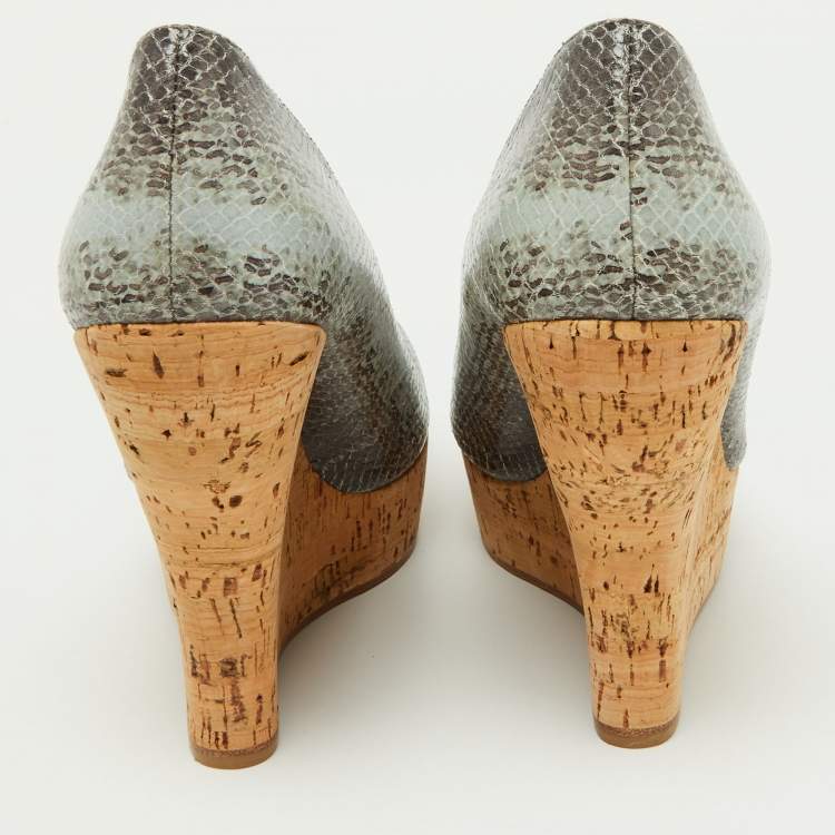 Pre Owned Miu Miu Two Tone Embossed Snakeskin Cork Wedge Pumps Size 37