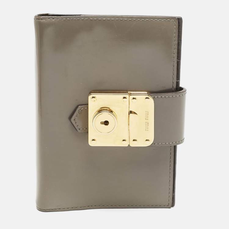Pre Owned Miu Miu Grey Brushed Leather Agenda Cover