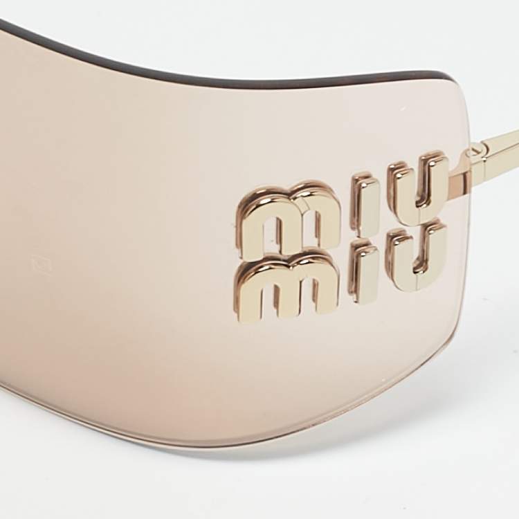 مملوكة مسبقًا Miu Miu Beige/Gold SMU 54Y Runaway Sunglasses