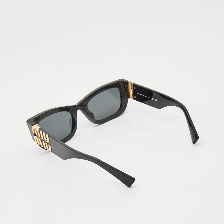 Pre Owned Miu Miu Black SMU09W Rectangular Sunglasses