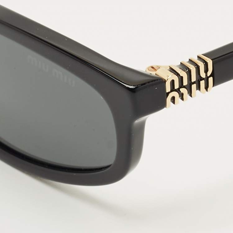 Pre Owned Miu Miu Black SMU A06 Oval Sunglasses