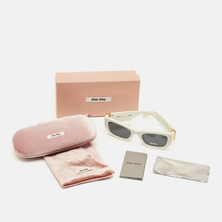 Pre Owned Miu Miu White/Black SMU09W Rectangle Sunglasses