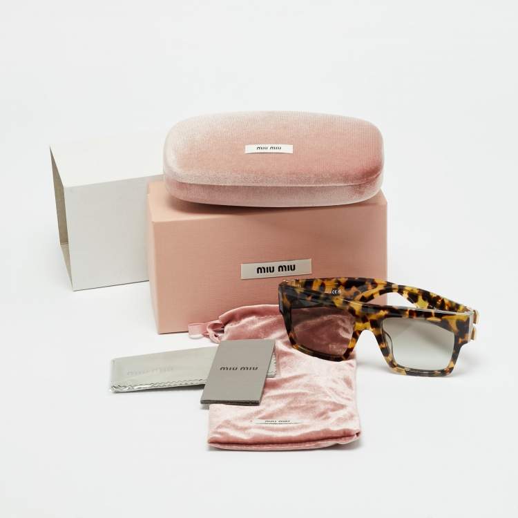 Pre Owned Miu Miu Tortoise Brown Gradient SMU 10W Frame Square Sunglasses