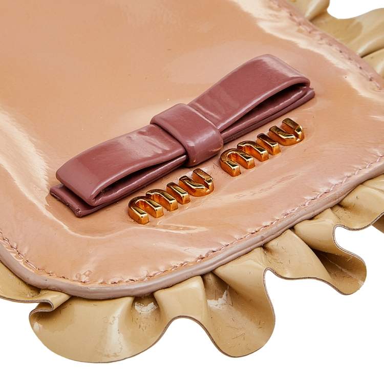 Pre Owned Miu Miu Beige Patent Leather Ruffle Phone Case