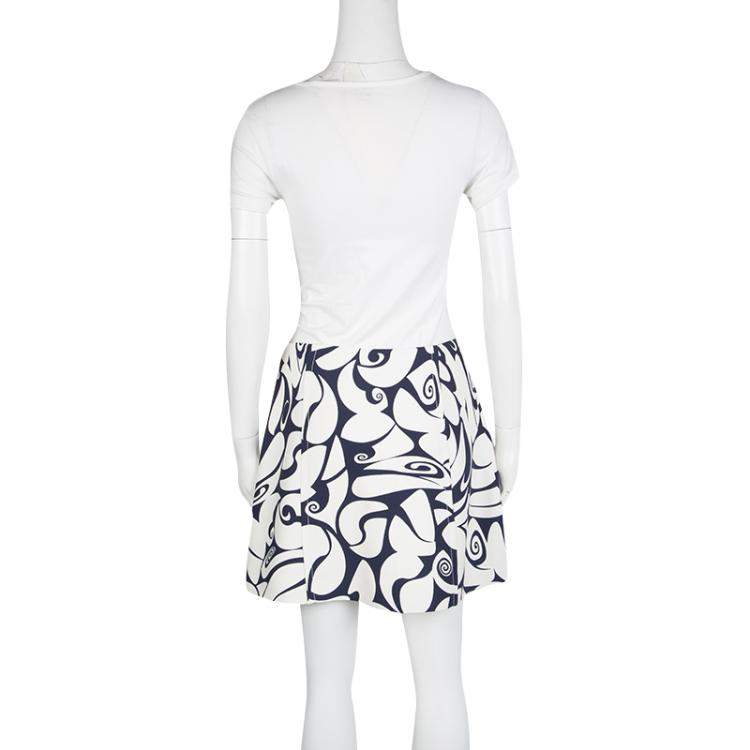 Pre Owned Miu Miu White and Navy Floral Print Pocket Detail Mini Skirt M