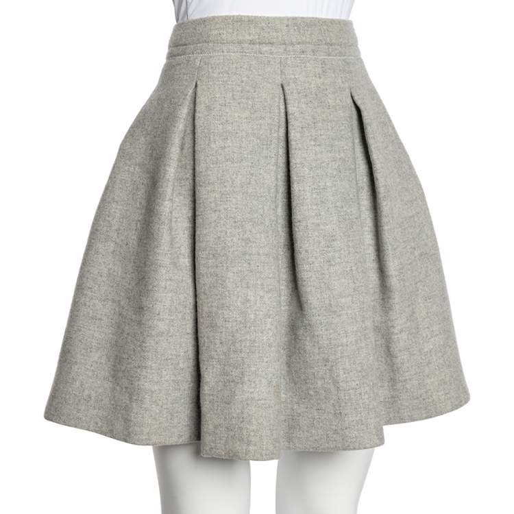 Emtalks: The Structured Skirt & The Woven Tee; Girlie OOTD