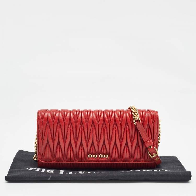 Pre Owned Miu Miu Red Matelasse Leather Flap Wallet On Chain