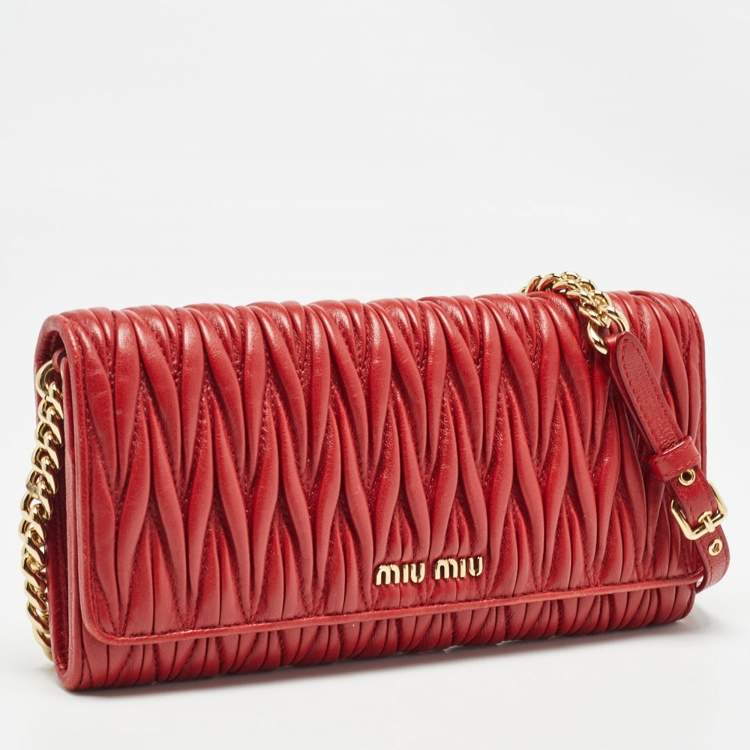 Pre Owned Miu Miu Red Matelasse Leather Flap Wallet On Chain