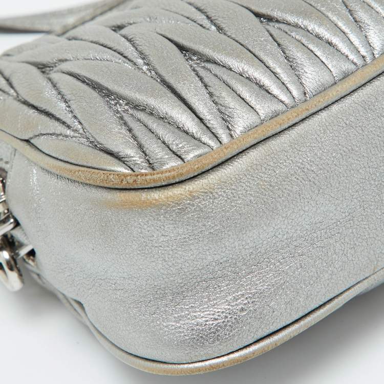 Pre Owned Miu Miu Silver Matelassé Leather Double Zip Crossbody Bag