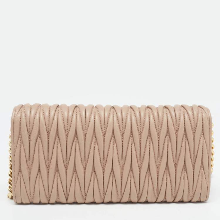 Pre Owned Miu Miu Beige Matelassé Leather Wallet On Chain